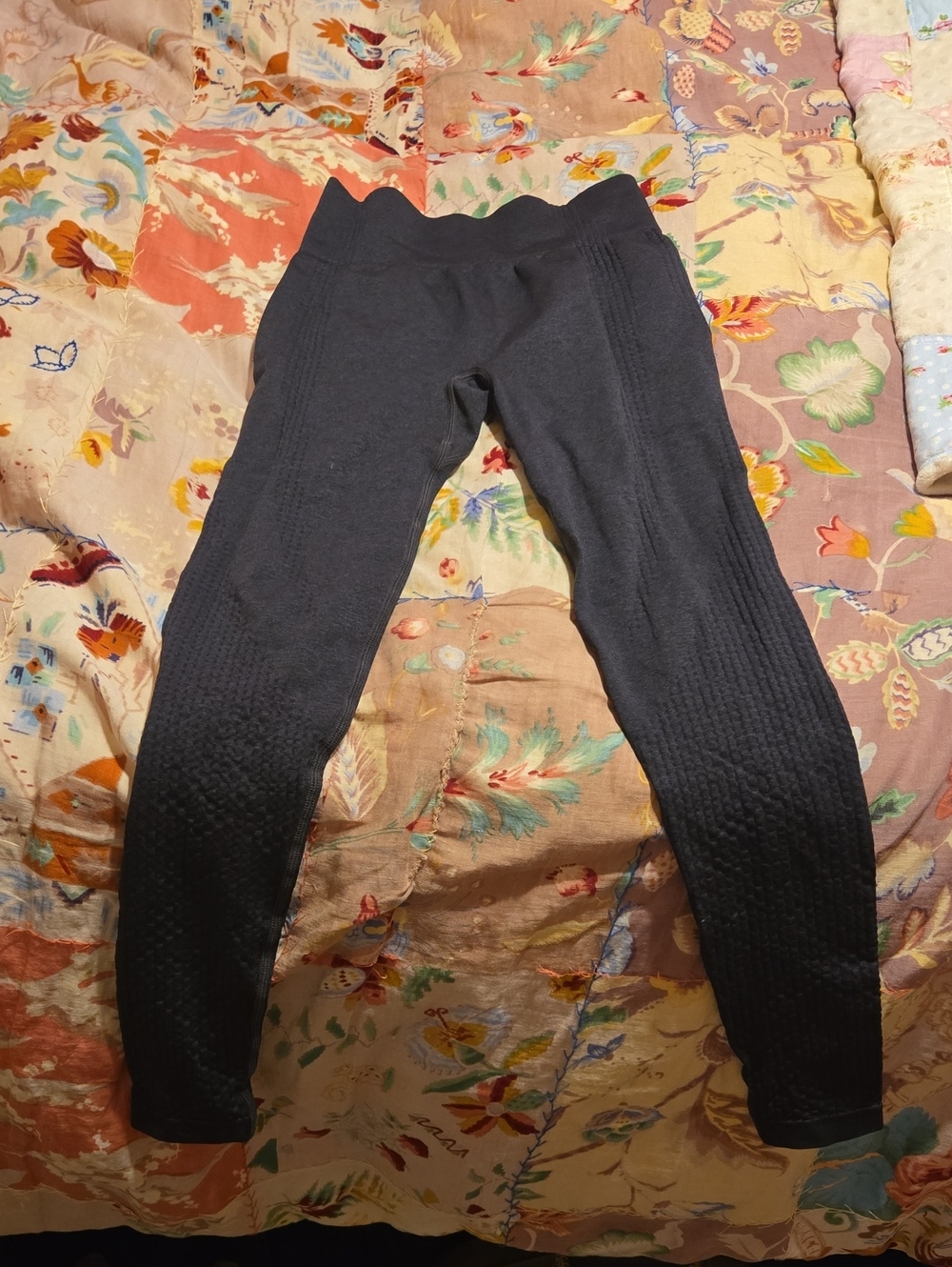Young Adults Black Quilted Leggings - Brand Unknown